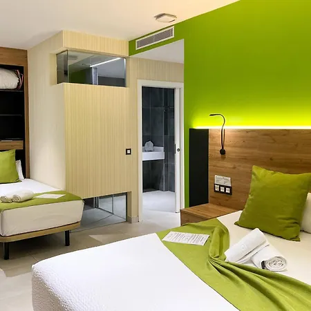 Mg Poniente Hotel